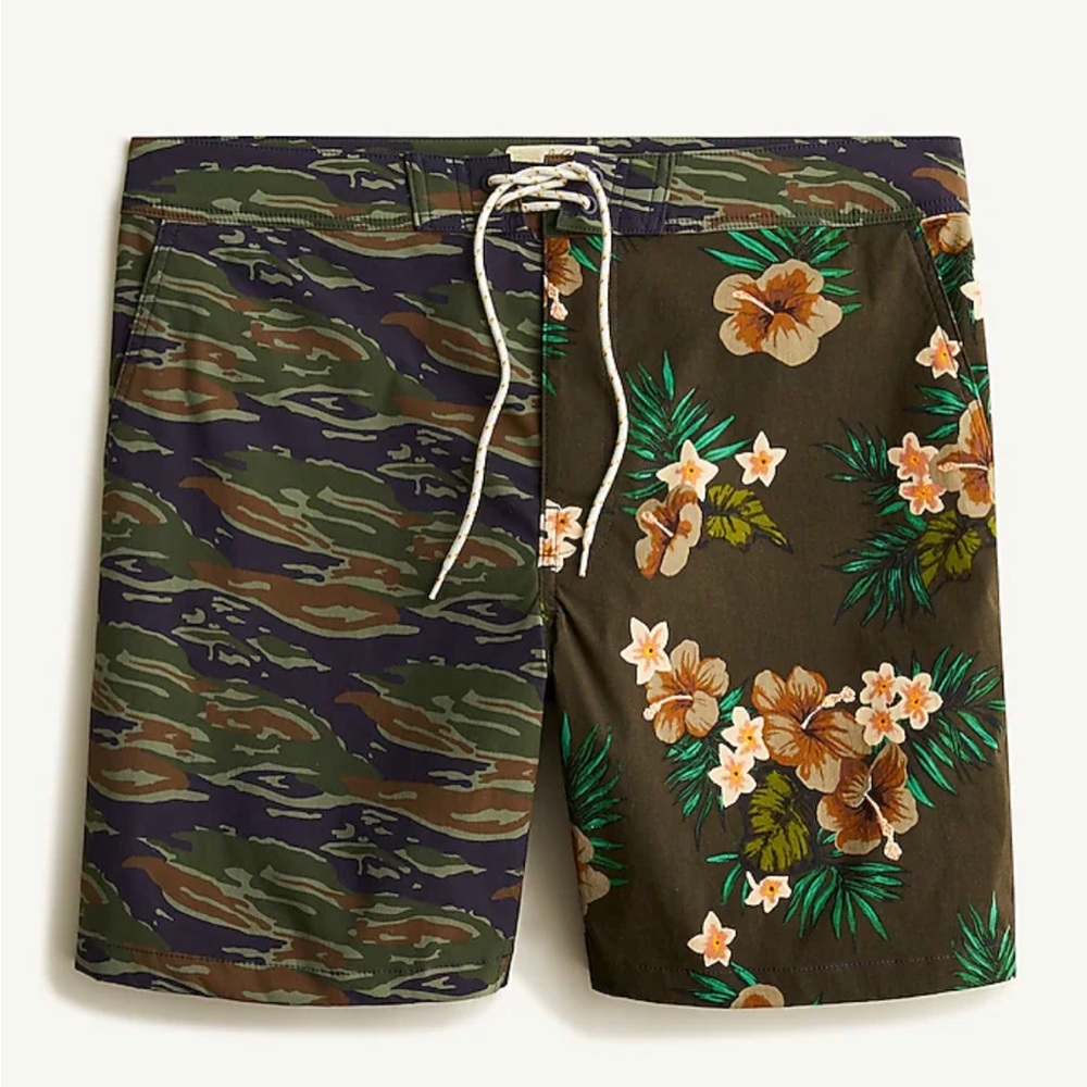 NWT J. Crew 7" breaker stretch board short in camo-floral print size 31